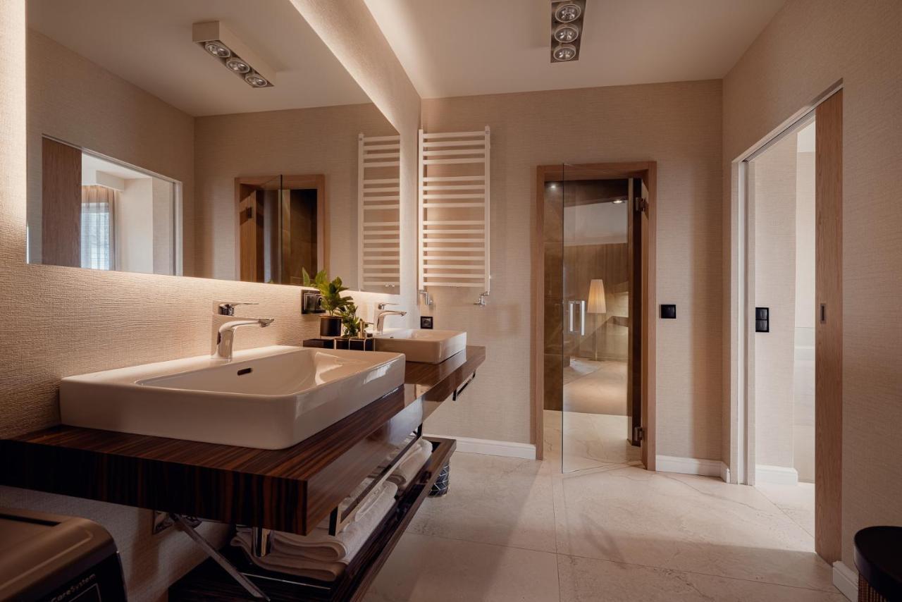 One Luxury Apartments Rzeszow Luaran gambar